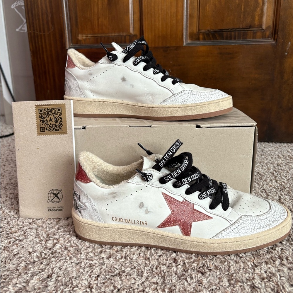 Golden Goose Ball Stars with Pink Star